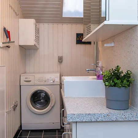 6 Person In Дом отдыха *